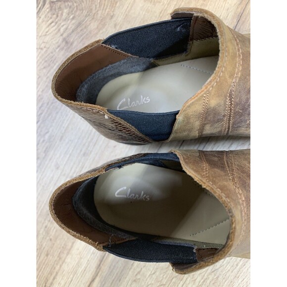 Clarks Demi 2 Beat Ankle Boots Women's 6.5 M Dark Tan Brown Slip On 13713 - Picture 15 of 16